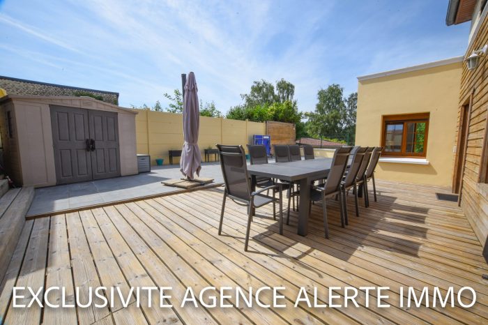 Maison mitoyenne 2 côtés à vendre, 9 pièces - Pont-à-Vendin 62880