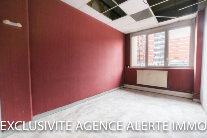 Local commercial à vendre, 100 m² - Villeneuve-d'Ascq 59650