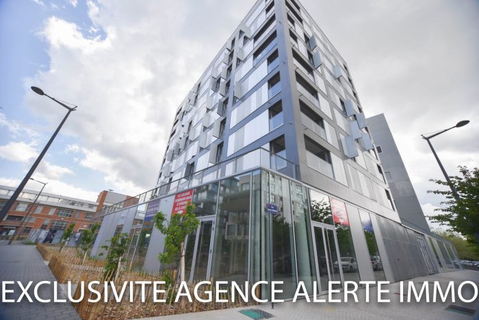 Local commercial à vendre, 321 m² - Lille 59000