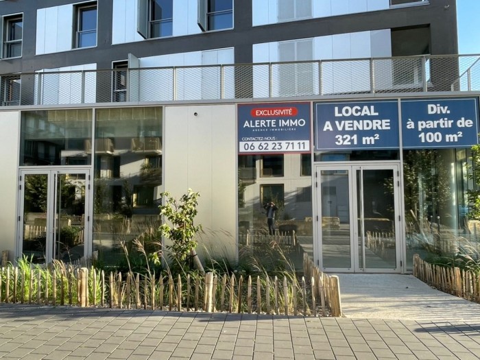 Local commercial à vendre, 321 m² - Lille 59000