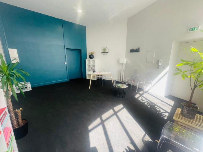 Bureau à vendre, 56 m² - Roubaix 59100