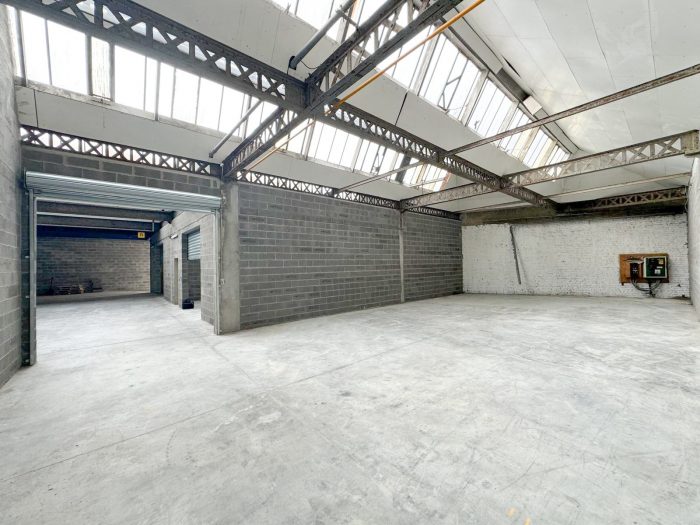 Entrepôt à vendre, 136 m² - Tourcoing 59200