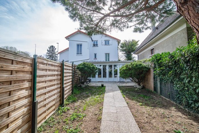 Maison à vendre, 11 pièces - Marly-le-Roi 78160