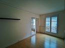  2 pièces 35 m² Paris  Appartement