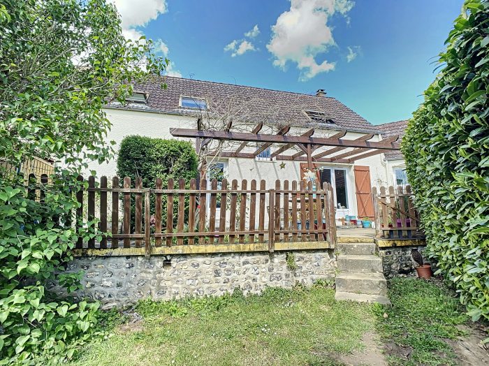 Maison mitoyenne 1 côté à vendre, 5 pièces - Val-de-Reuil 27100