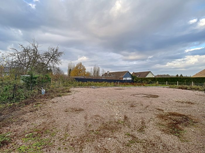 Terrain constructible à vendre, 1317 m² - Fontaine-Bellenger 27600