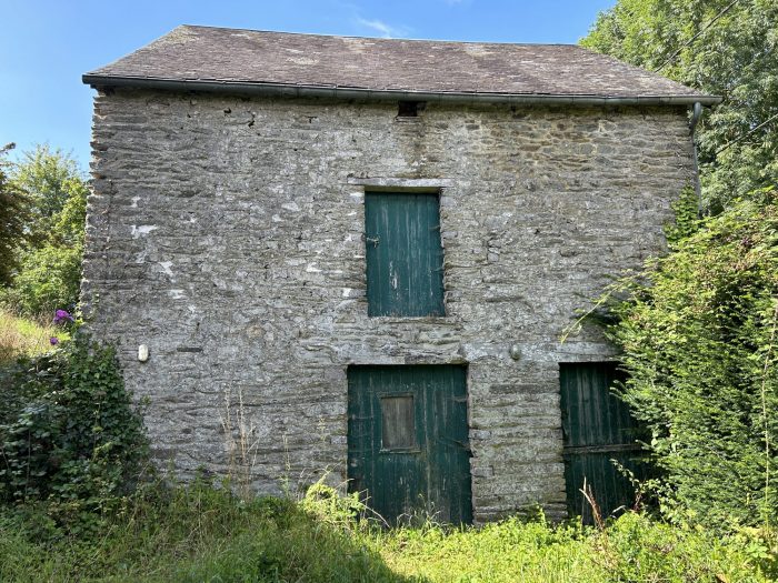 Photo NORMANDIE, Suisse Normande, entre Pont d'Ouilly et Falaise, maison en pierres avec grange - terrain 2229 m² image 10/14