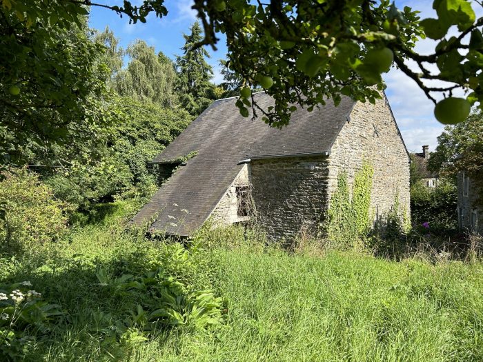 Photo NORMANDIE, Suisse Normande, entre Pont d'Ouilly et Falaise, maison en pierres avec grange - terrain 2229 m² image 11/14