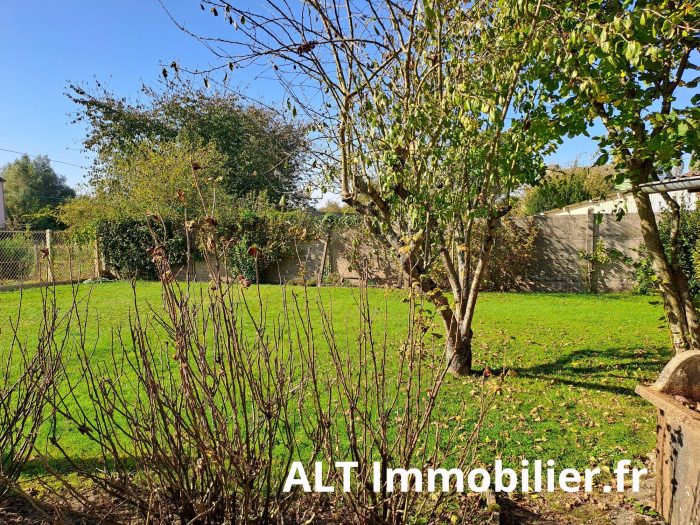 Normandie, axe Argentan-Flers, 15 min Putanges, maison individuelle avec jardin