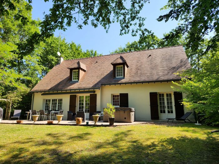 Maison traditionnelle à vendre, 7 pièces - Chambray-lès-Tours 37170