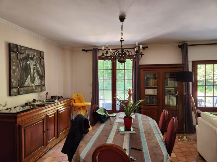Maison traditionnelle à vendre, 7 pièces - Chambray-lès-Tours 37170