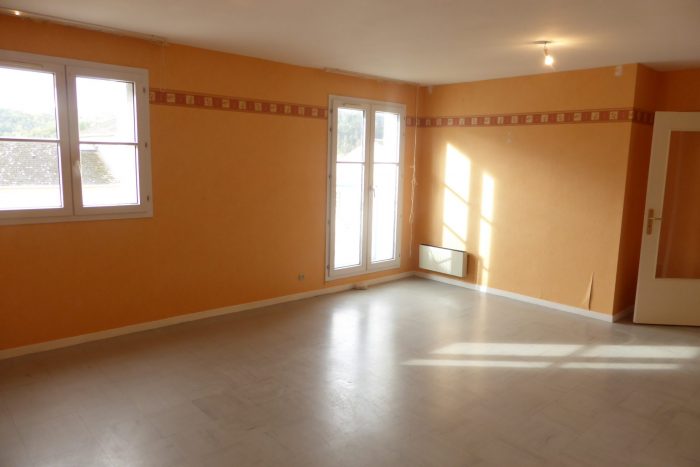 Appartement à vendre, 3 pièces - Givet 08600