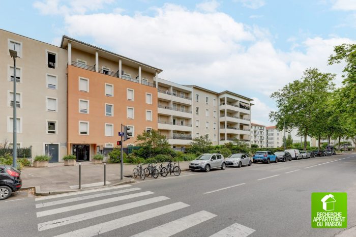 Studio à vendre, 1 pièce - Vénissieux 69200