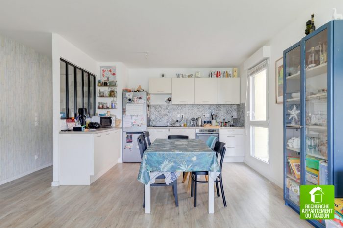 Appartement à vendre, 4 pièces - Bron 69500