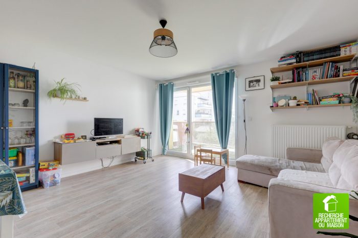 Appartement à vendre, 4 pièces - Bron 69500