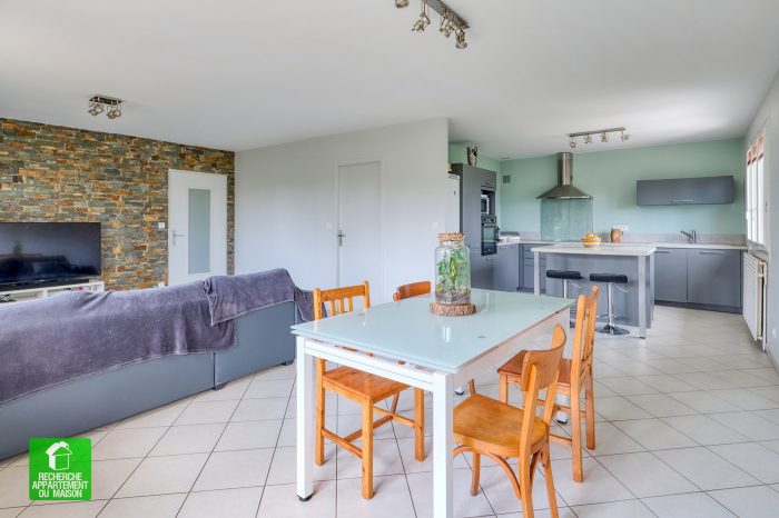 Maison individuelle à vendre, 6 pièces - Saint-Genis-les-Ollières 69290