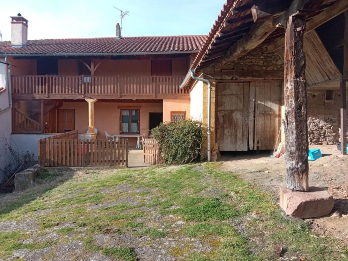 Ferme à vendre, 5 pièces - Bessenay 69690