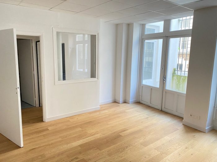 Appartement à vendre, 8 pièces - Paris 09 75009