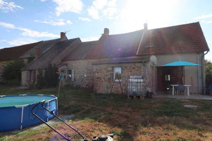 Country house for sale, 3 rooms - Châtelus-Malvaleix 23270