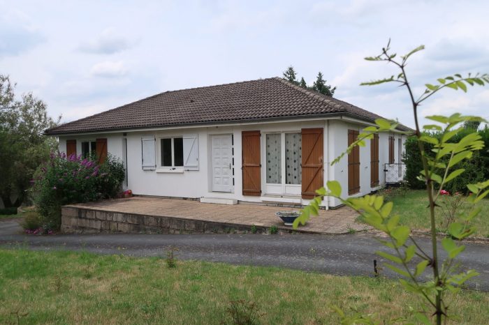 Detached house for sale, 7 rooms - Châtelus-Malvaleix 23270
