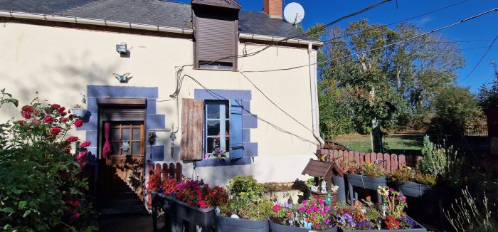 Country house for sale, 9 rooms - Saint-Marien 23600
