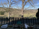 Maison avec terrasse à la campagne