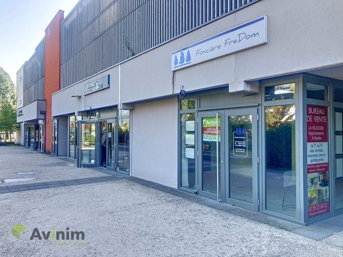Local commercial à louer, 65 m² - Remiremont 88200