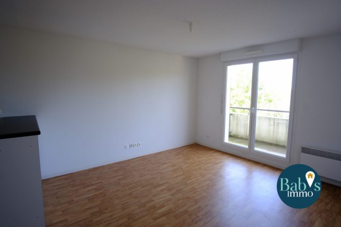 Appartement à louer, 2 pièces - Gourdon 46300