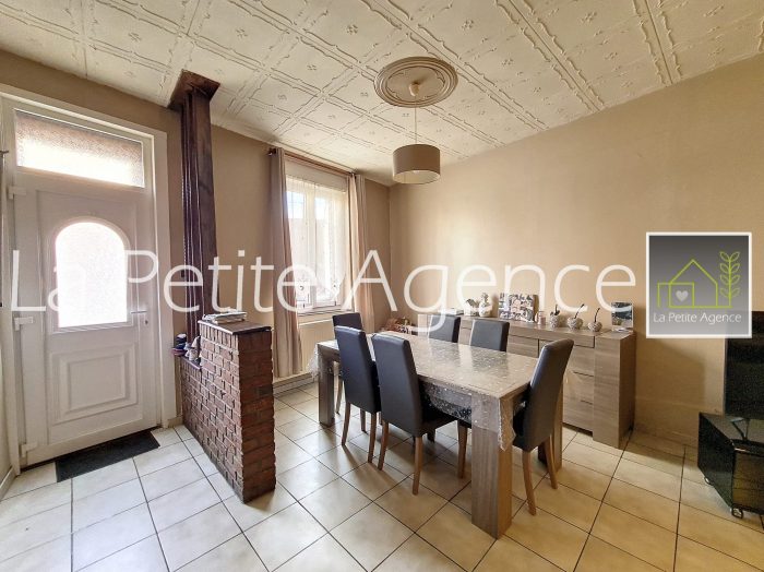 Maison mitoyenne 1 côté à vendre, 4 pièces - Carvin 62220