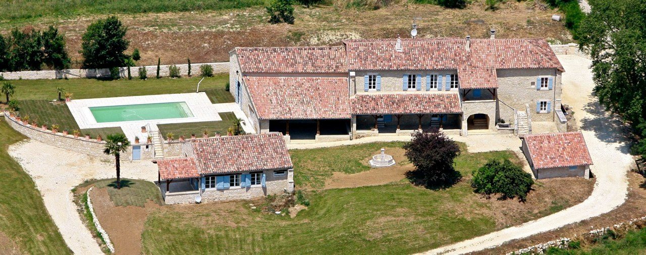 Magnifique Propriété avec Maison d'Amis, Piscine et Tennis