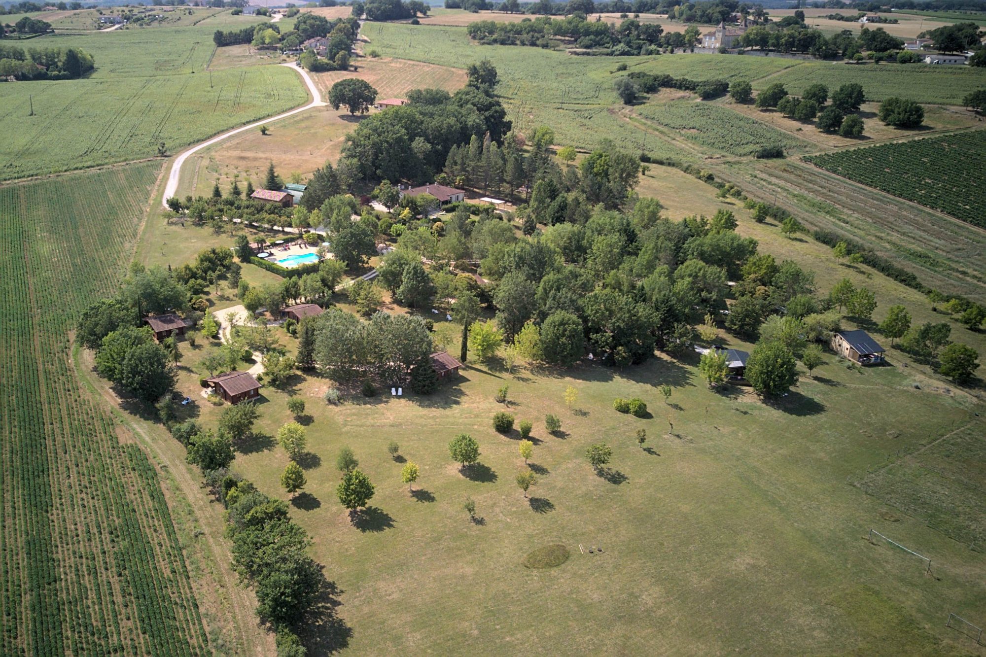 Magnifique Domaine avec 10 Chalets à Forte Rentabilité