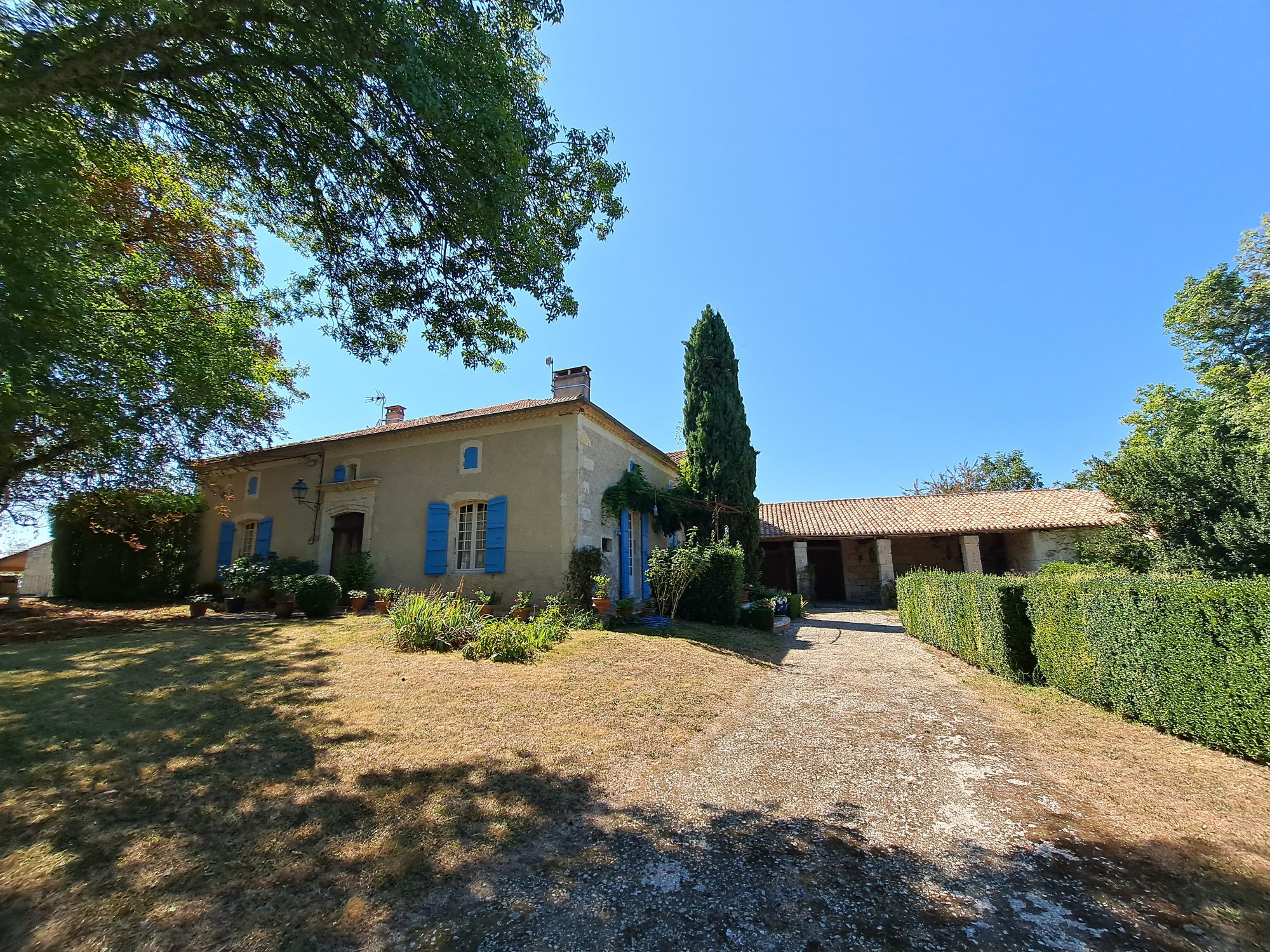 Charming Gascon Property with Pool and Outbuilding.