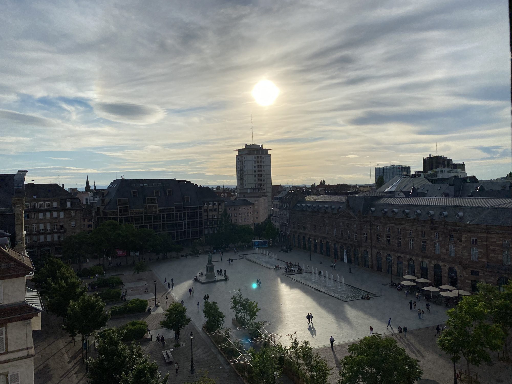 COCON AVEC TERRASSE HYPER-CENTRE - location appartement meublé Strasbourg - Bintz Immobilier - 16