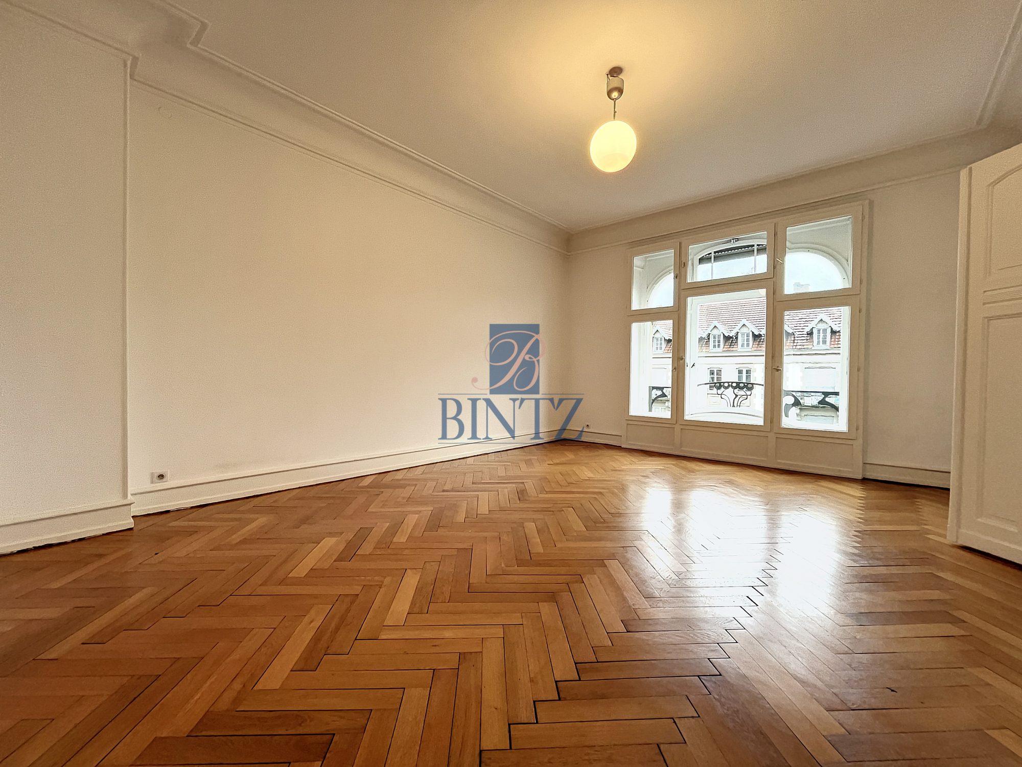 Exceptionnel 5 pièces avec balcon - location appartement Strasbourg - Bintz Immobilier - 10