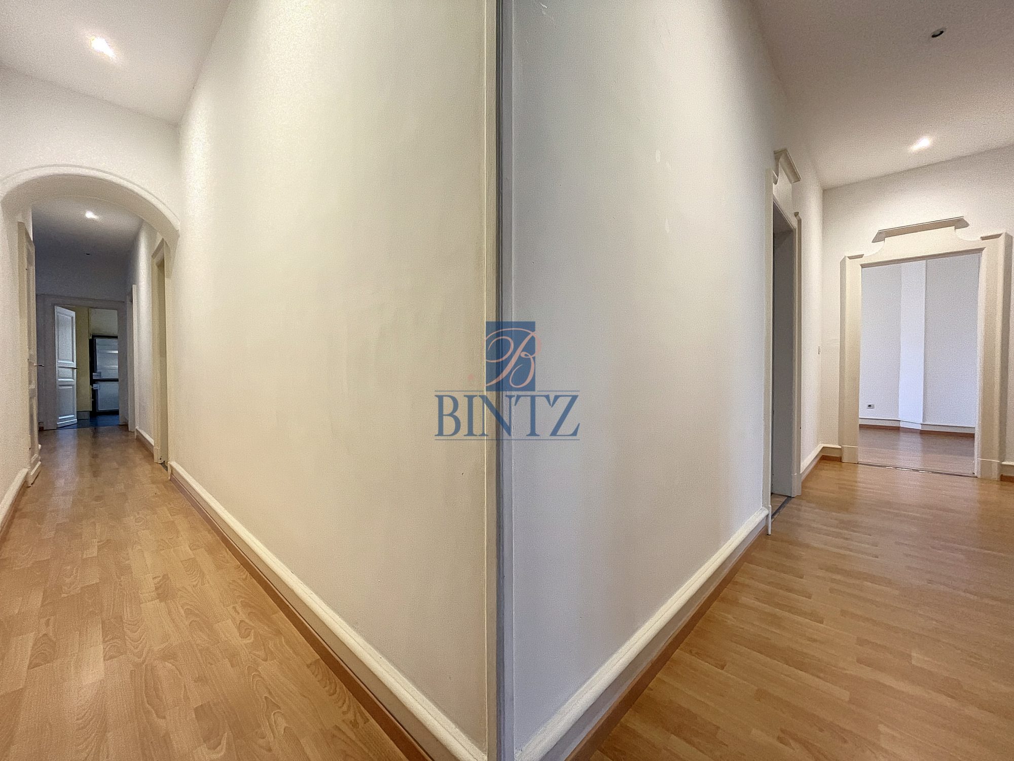 Exceptionnel 5 pièces avec balcon - location appartement Strasbourg - Bintz Immobilier - 14