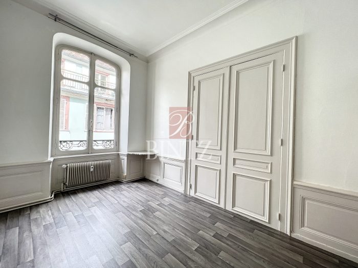 STUDIO RUE DU BOUCLIER - location appartement Strasbourg - Bintz Immobilier