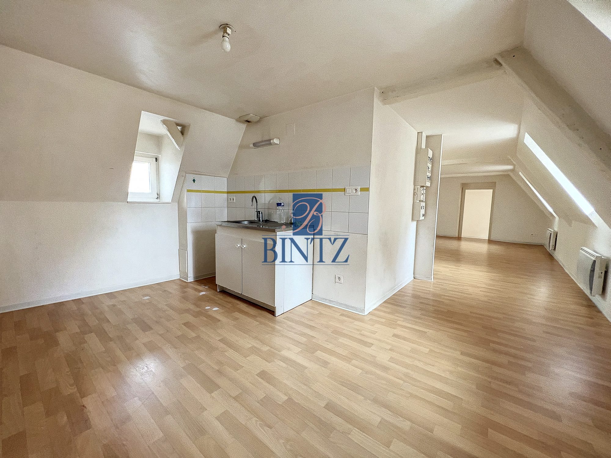 2P CATHEDRALE - location appartement T2 Strasbourg - Bintz Immobilier - 6