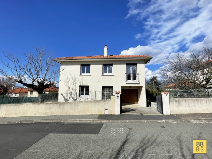 Maison traditionnelle à vendre, 5 pièces - Cournon-d'Auvergne 63800