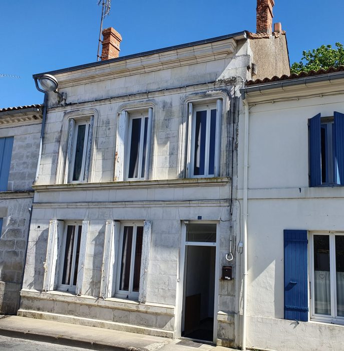 Vente Maison/Villa MORTAGNE-SUR-GIRONDE 17120 Charente Maritime FRANCE