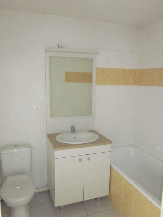 Appartement à louer, 2 pièces - Mazingarbe 62670