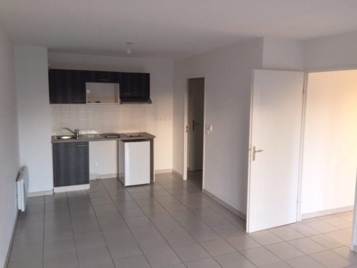 Appartement à louer, 2 pièces - Hénin-Beaumont 62110