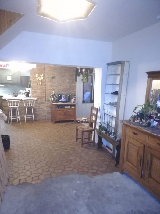 Maison mitoyenne 1 côté à vendre, 10 pièces - Sin-le-Noble 59450