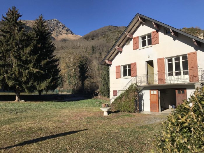 Vente Maison/Villa GUCHEN 65240 Hautes Pyrenes FRANCE