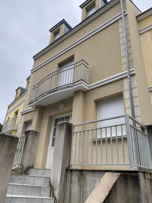 Maison à vendre, 6 pièces - Buc 78530