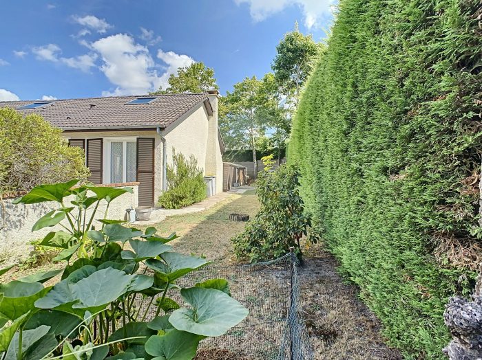 Maison individuelle à vendre, 8 pièces - Buc 78530