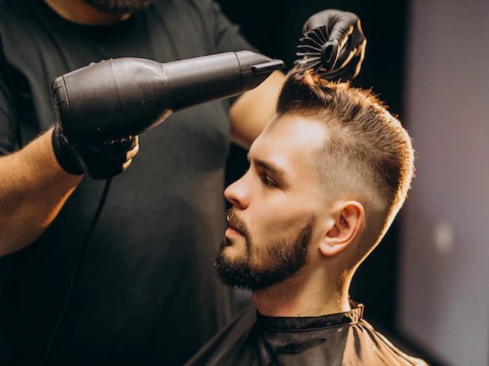 Salon de coiffure mixte au centre de Lausanne