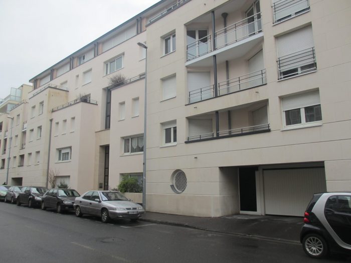 Location annuelle Appartement REIMS 51100 Marne FRANCE