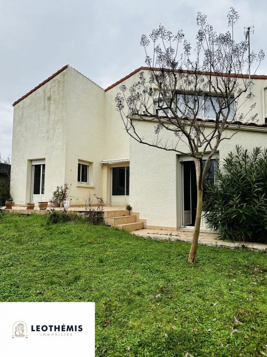 Vente Maison/Villa BOUTIERS-SAINT-TROJAN 16100 Charente FRANCE
