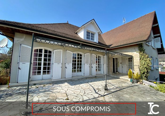 Villa à vendre, 6 pièces - Voiron 38500