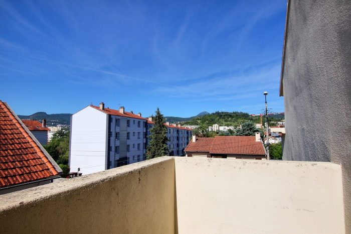 Appartement à louer, 2 pièces - Clermont-Ferrand 63100